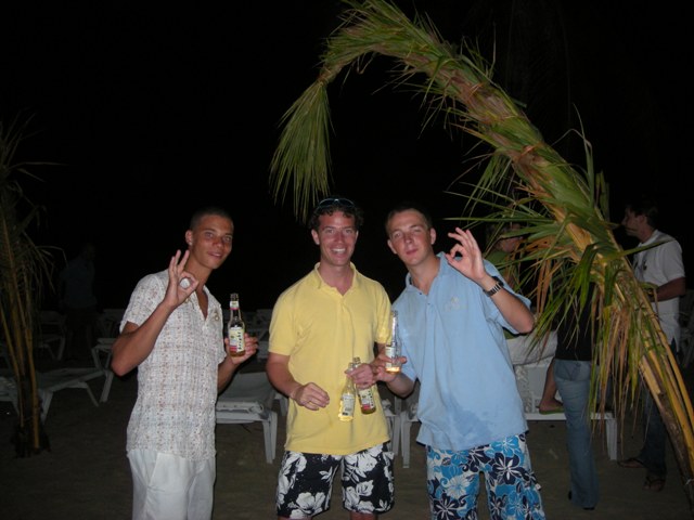 Happy-hour Zanzibar met 2 mariniers